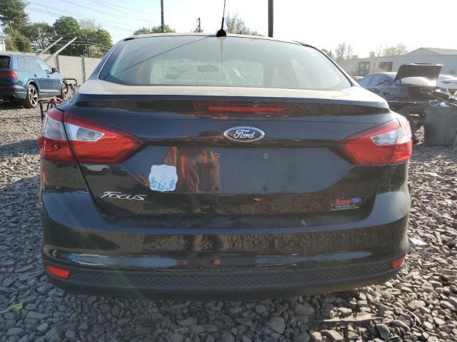 Sedans FORD FOCUS 2013 Czarny