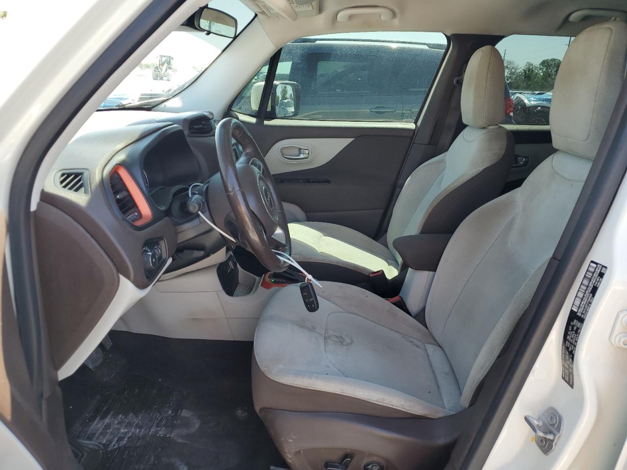 2015 Jeep Renegade Latitude VIN: ZACCJABT1FPB45526 Lot: 57231575