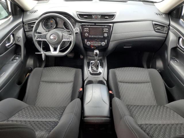  NISSAN ROGUE 2017 Srebrny