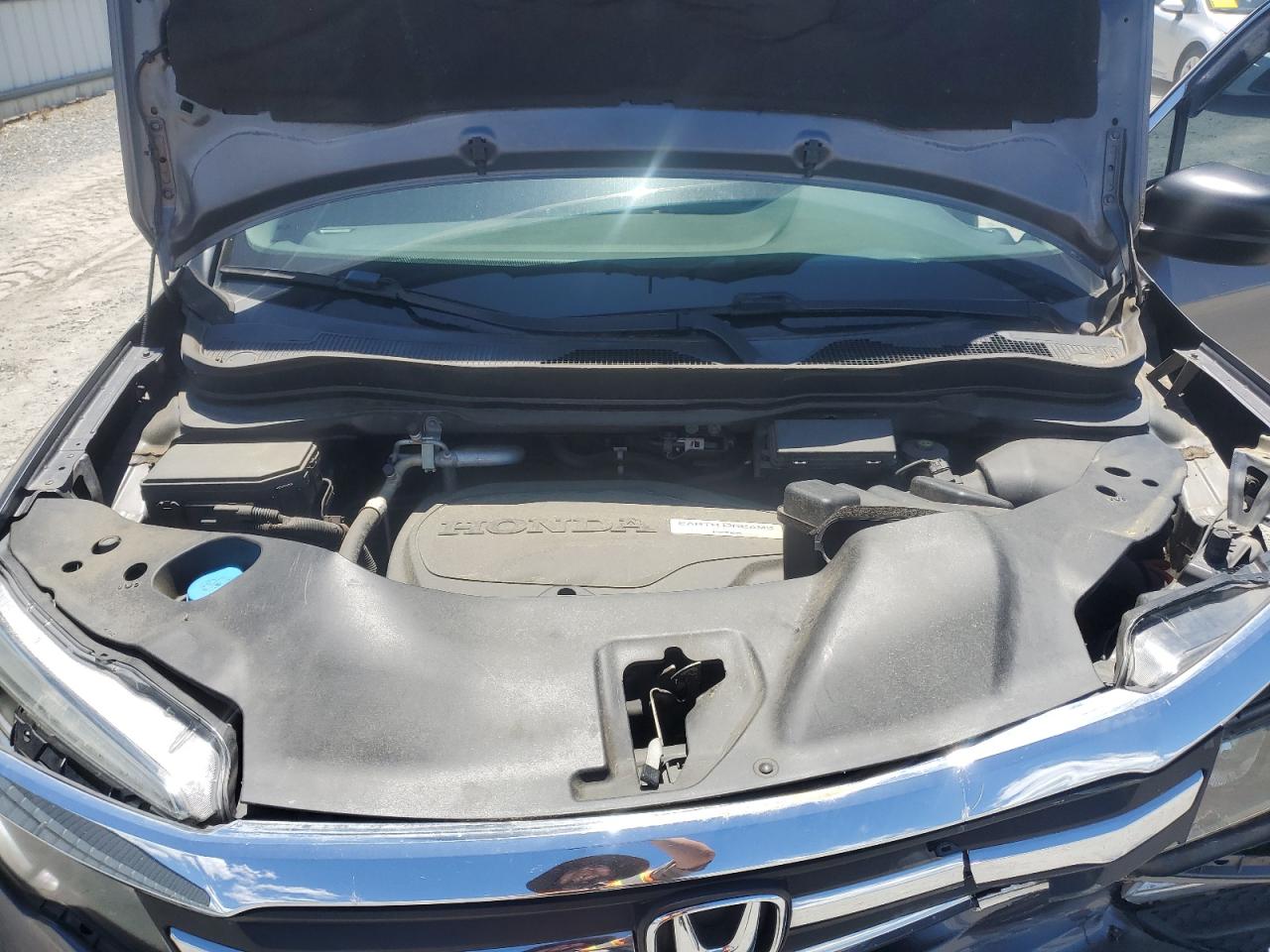 2016 Honda Pilot Lx VIN: 5FNYF6H15GB112578 Lot: 58371305