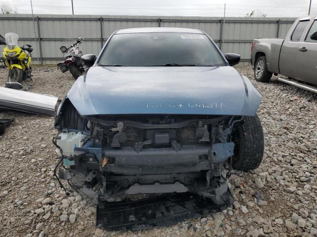  MAZDA 3 2018 Blue