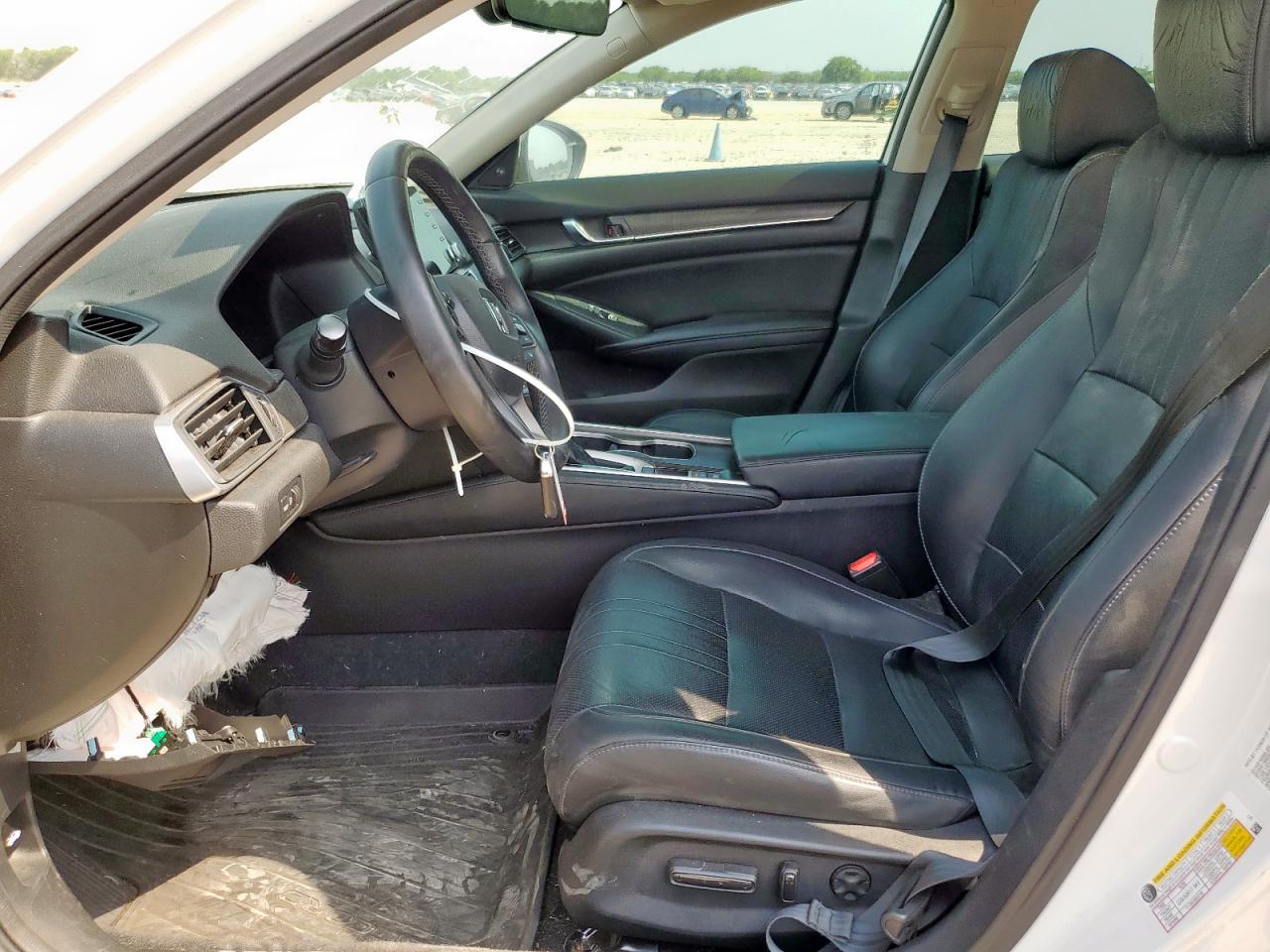1HGCV1F55JA157267 HONDA ACCORD 2018