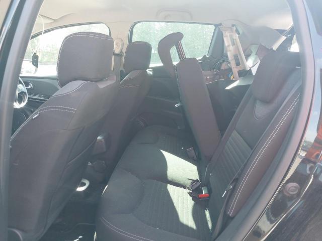 2015 RENAULT CLIO D-QUE