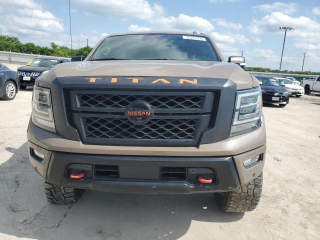  NISSAN TITAN 2021 Brązowy