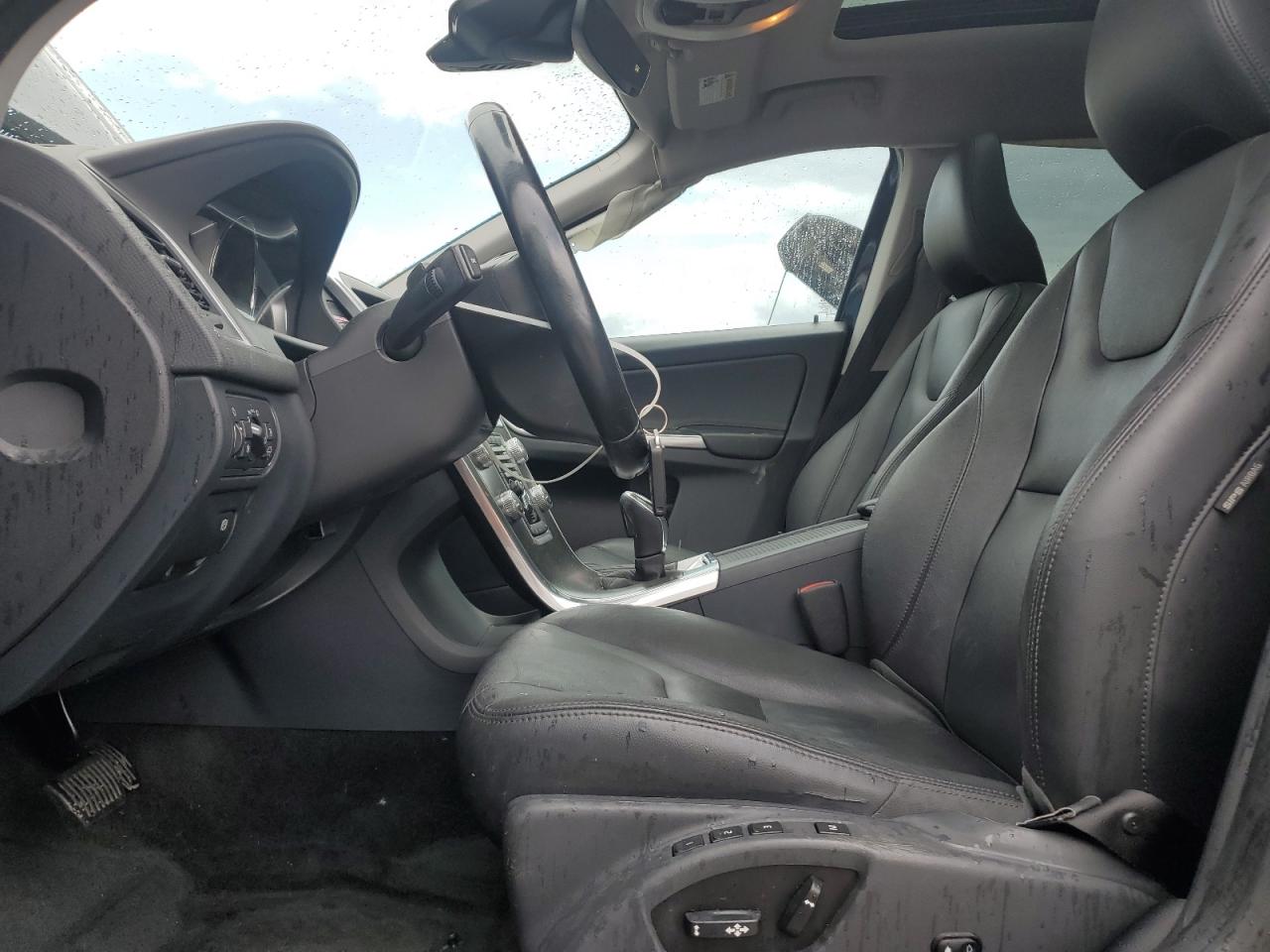 2015 Volvo Xc60 T5 Premier VIN: YV4612RK6F2740458 Lot: 56654405
