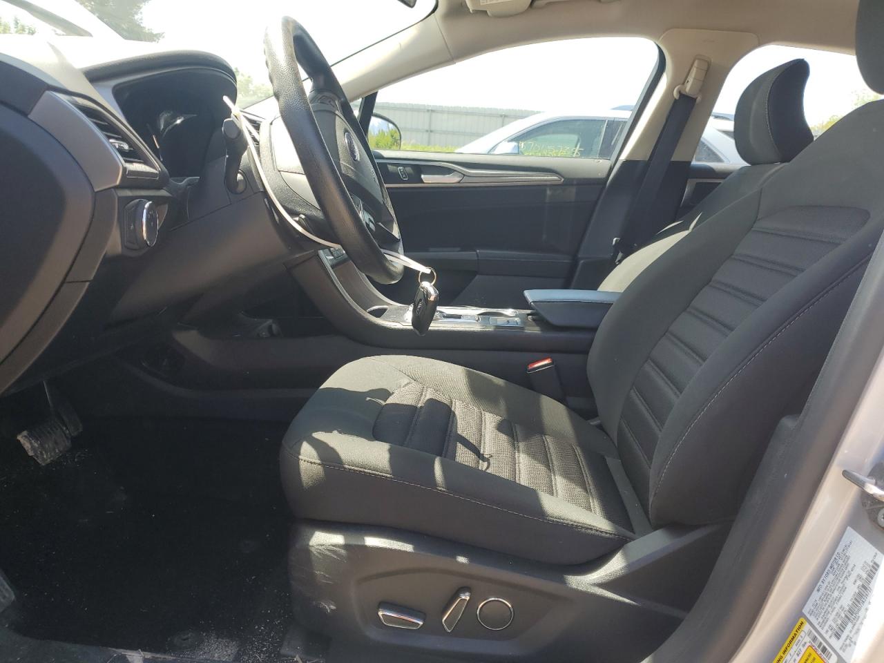 2018 Ford Fusion Se VIN: 3FA6P0HD7JR239727 Lot: 57419285