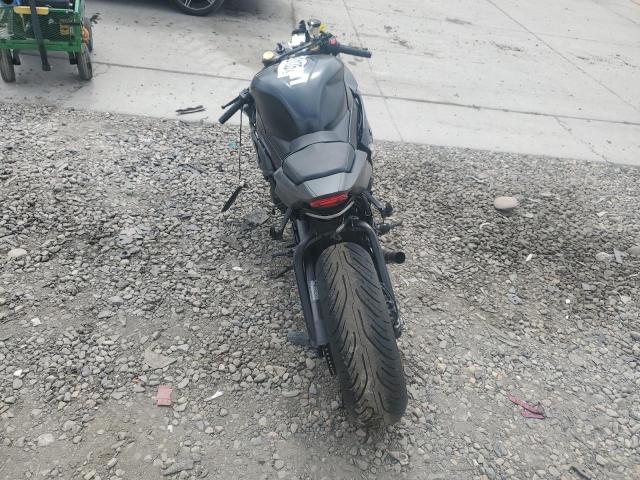  SUZUKI GSXR1000 2022 Черный