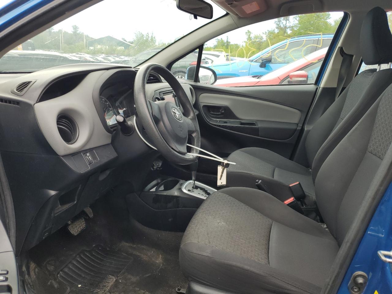 vnkktud3xga068555 VNKKTUD3XGA068555 2016 Toyota Yaris L