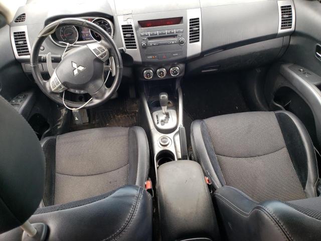  MITSUBISHI OUTLANDER 2013 Czerwony