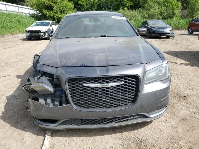 Sedans CHRYSLER 300 2015 Gray