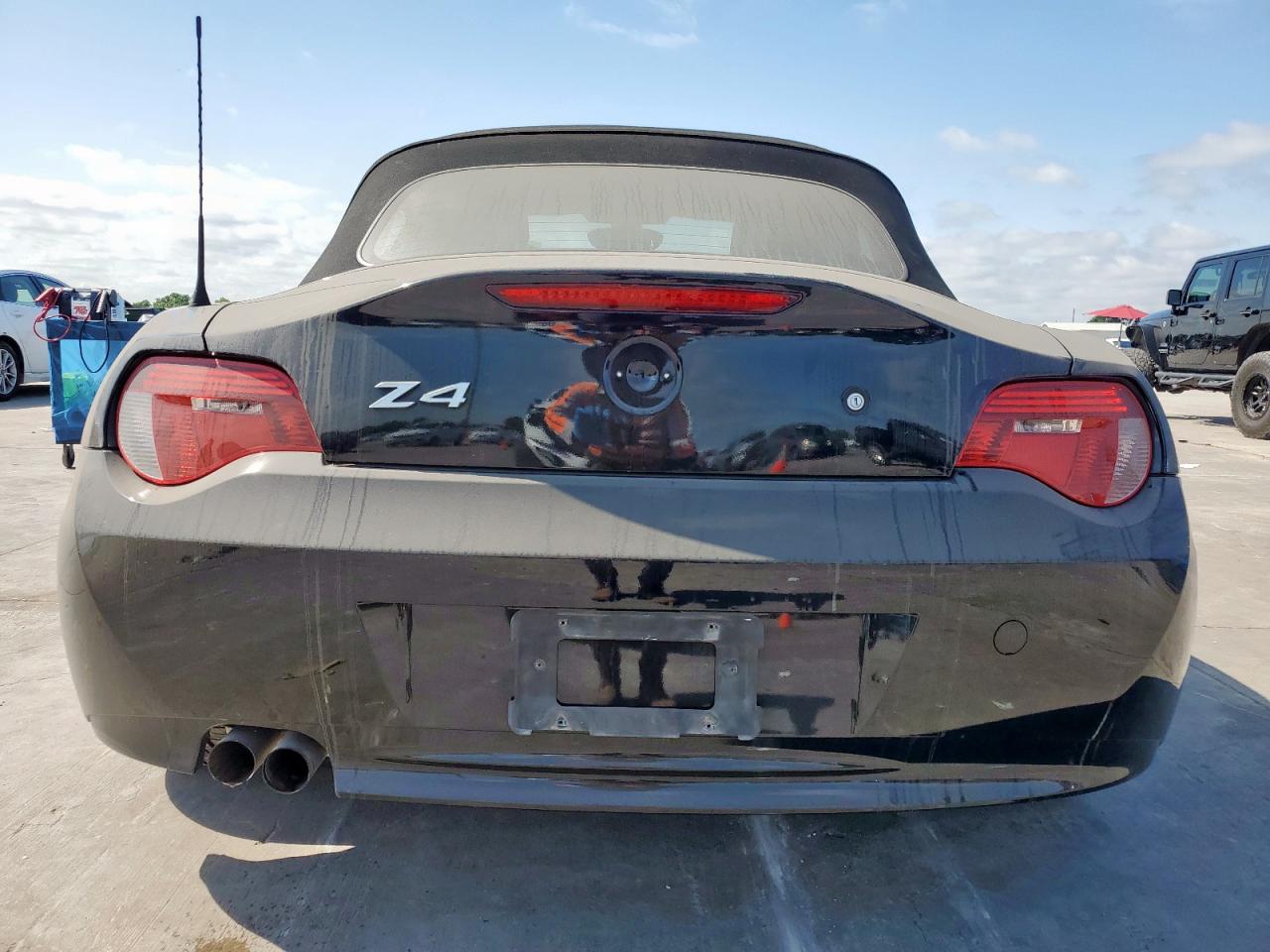 2008 BMW Z4 3.0 VIN: 4USBU33558LW75661 Lot: 55009155