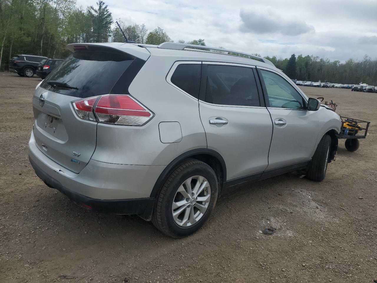 2015 Nissan Rogue S VIN: 5N1AT2MTXFC806605 Lot: 56747255