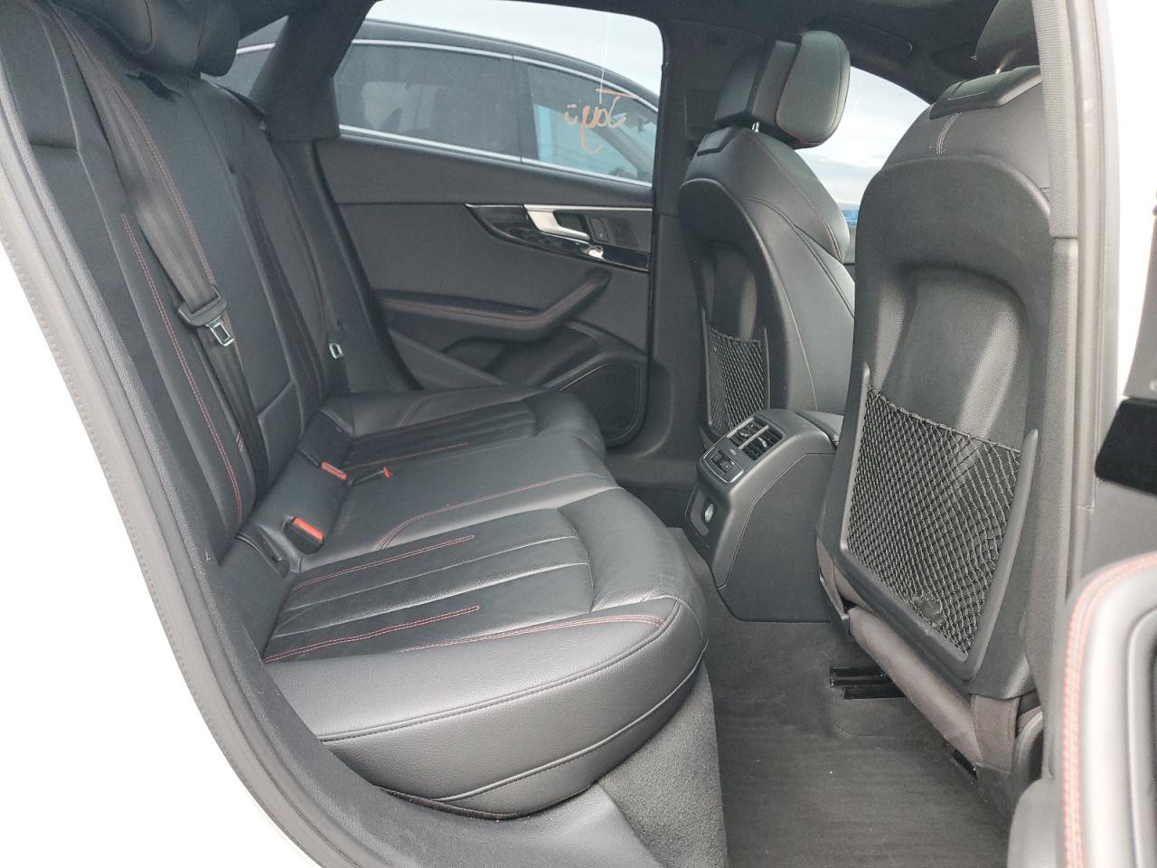 2018 Audi A4 Premium Plus VIN: WAUENAF41JA045609 Lot: 58598885