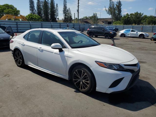  TOYOTA CAMRY 2019 White