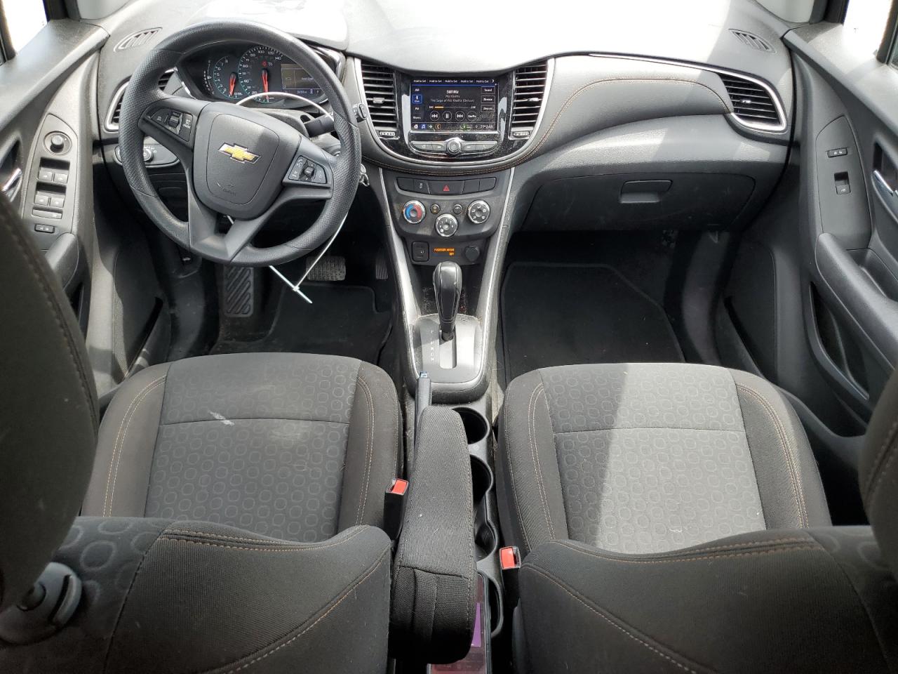 2020 Chevrolet Trax Ls VIN: KL7CJKSB9LB090985 Lot: 54695605