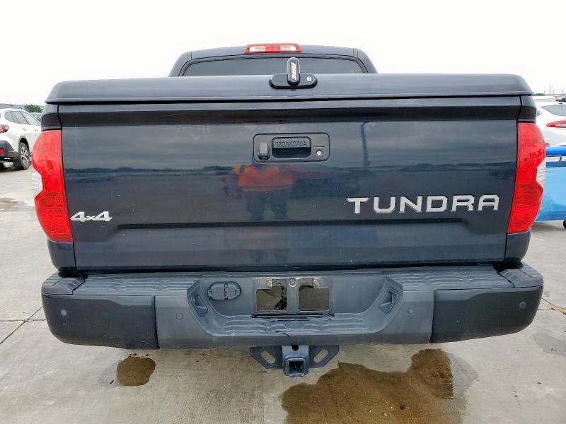  TOYOTA TUNDRA 2016 Czarny