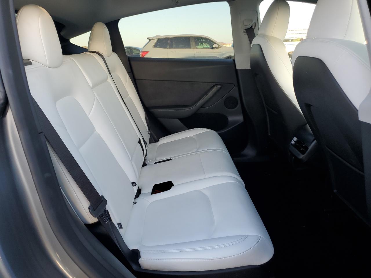 Фото: 7SAYGAEEXRF211507 - 11