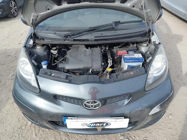 2011 TOYOTA AYGO GO VV