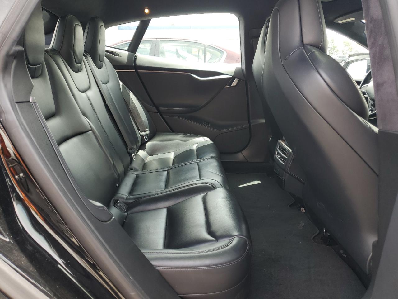 2018 Tesla Model S VIN: 5YJSA1E21JF285381 Lot: 56067695