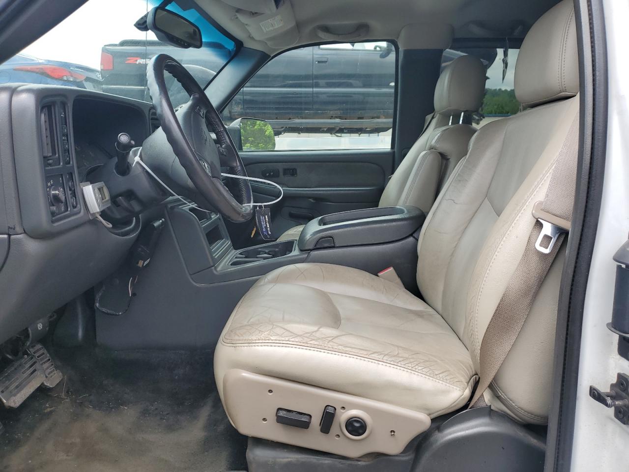 2003 Chevrolet Silverado K2500 Heavy Duty VIN: 1GCHK29123E175992 Lot: 57423105