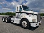 2015 Peterbilt 567  продається в Fredericksburg, VA - Minor Dent/Scratches
