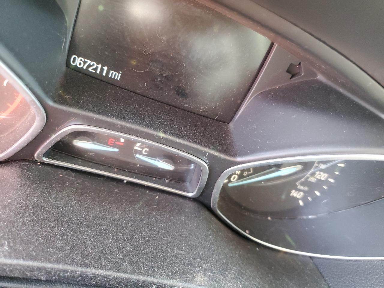 1FMCU0GD3HUF08778 FORD ESCAPE 2017
