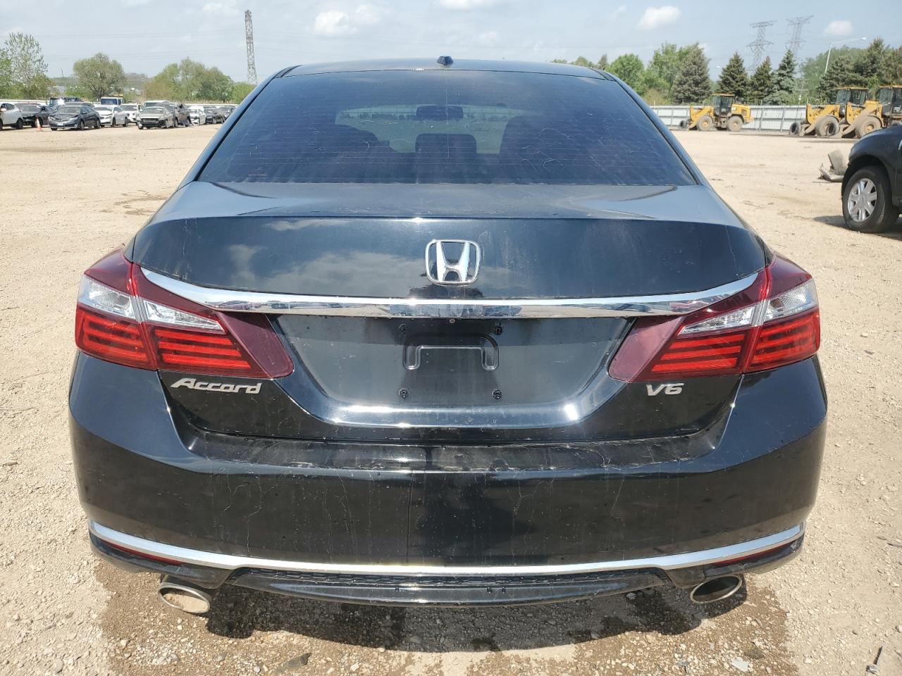 2017 Honda Accord Exl VIN: 1HGCR3F81HA003272 Lot: 56964815