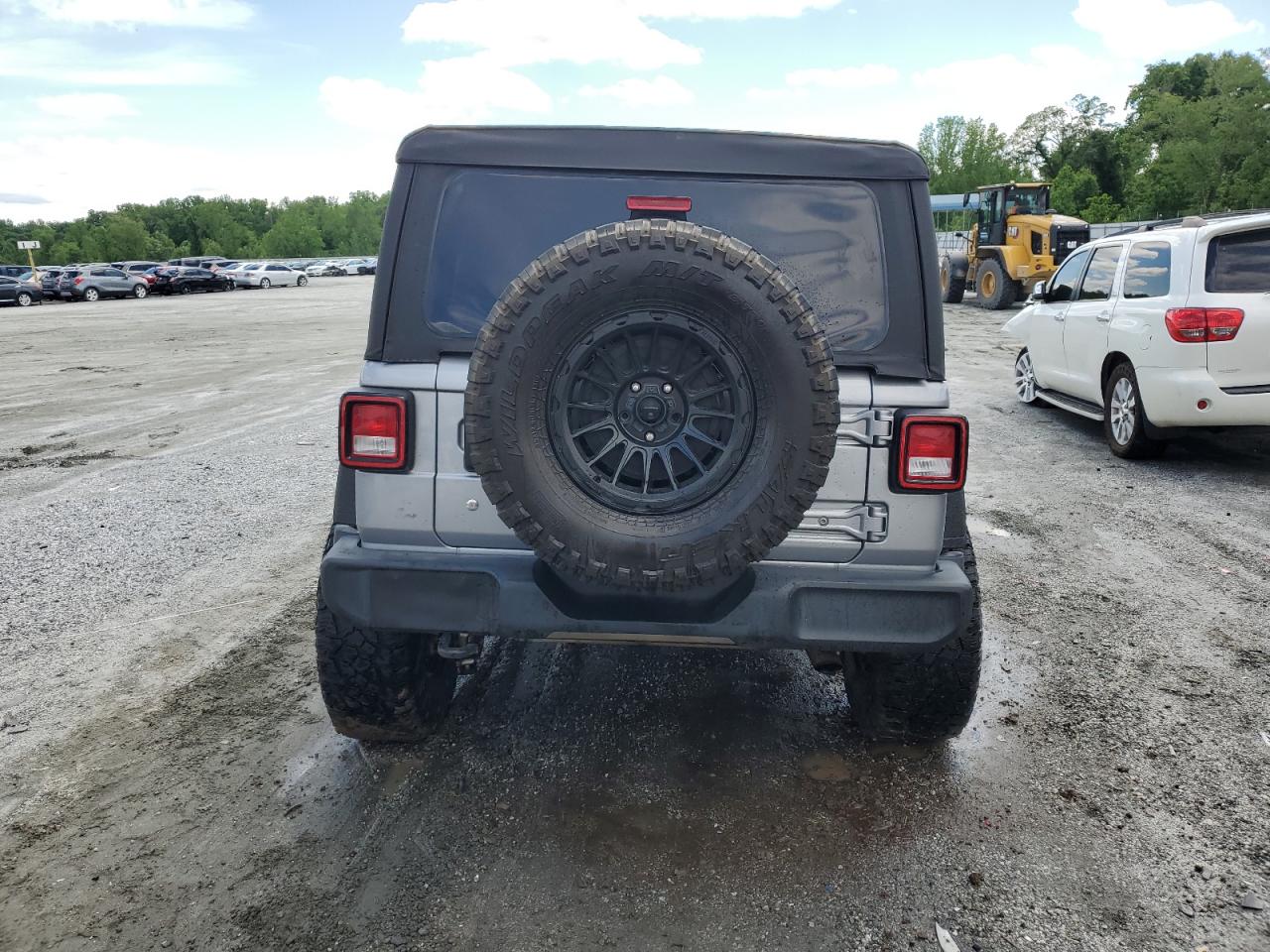 2020 Jeep Wrangler Unlimited Sport VIN: 1C4HJXDG6LW215738 Lot: 57152475