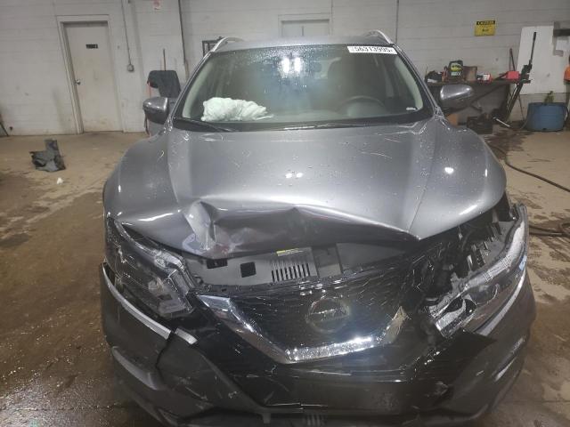  NISSAN ROGUE 2020 Srebrny