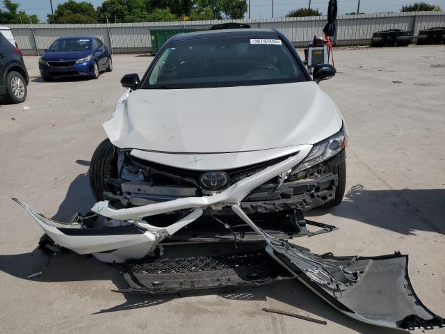  TOYOTA CAMRY 2018 Biały