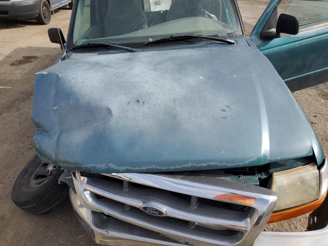 1998 Ford Ranger VIN: 1FTYR10C6WUC52233 Lot: 56231925