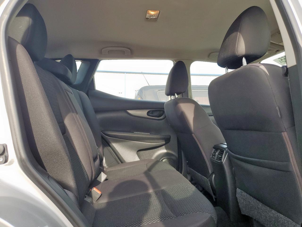 2018 Nissan Rogue Sport S VIN: JN1BJ1CR9JW260873 Lot: 56883755