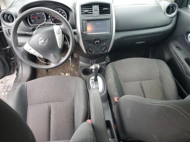  NISSAN VERSA 2019 Szary