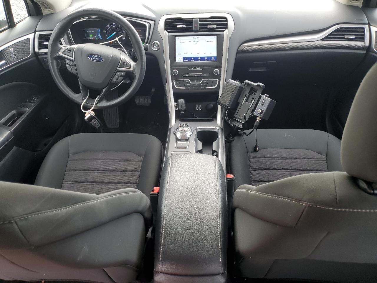 2020 Ford Fusion Se VIN: 3FA6P0LU6LR119072 Lot: 55916775