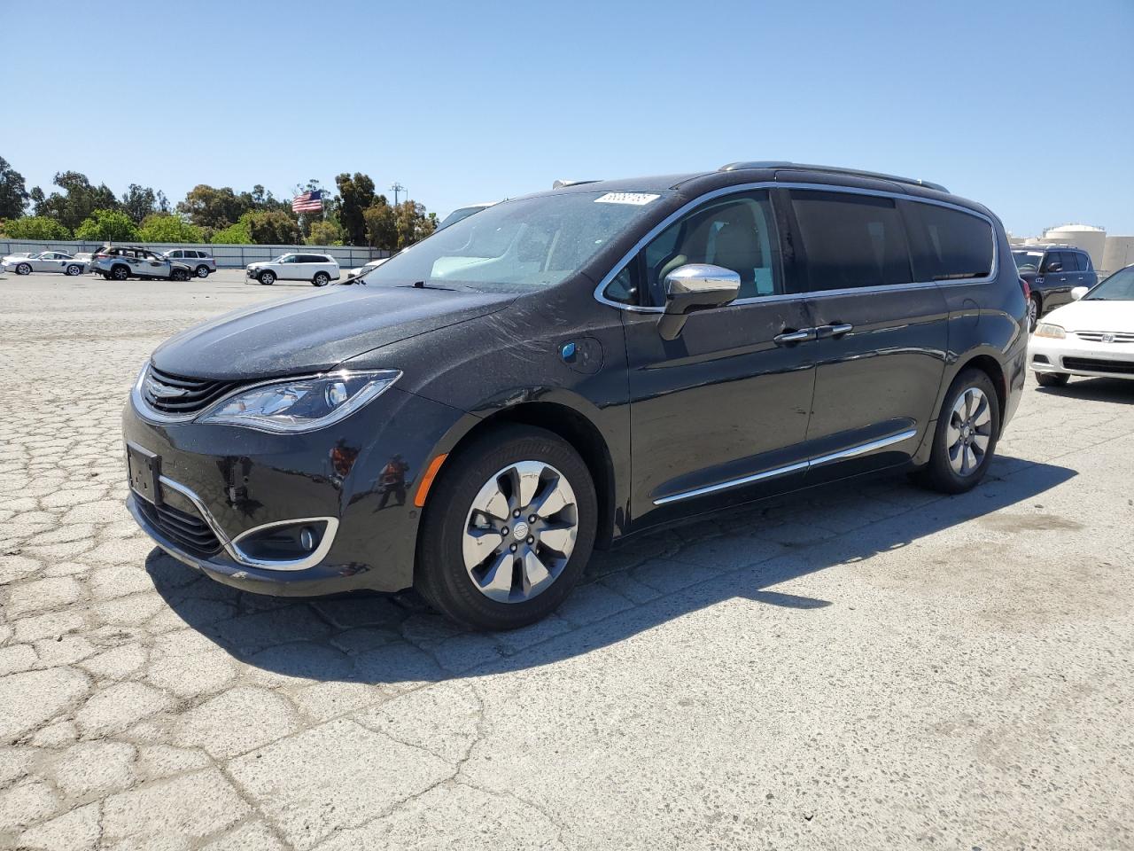 2017 Chrysler Pacifica Ehybrid Platinum იყიდება Martinez-ში, CA - Side