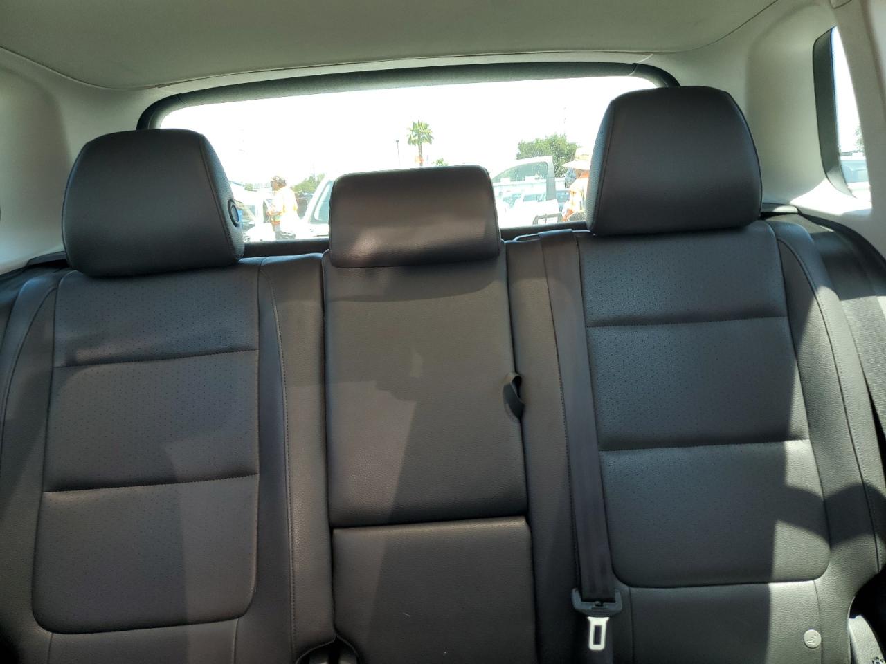 2015 Volkswagen Tiguan S VIN: WVGAV7AX1FW505623 Lot: 56686545