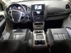 2015 Chrysler Town & Country Touring L за продажба в Angola, NY - Front End