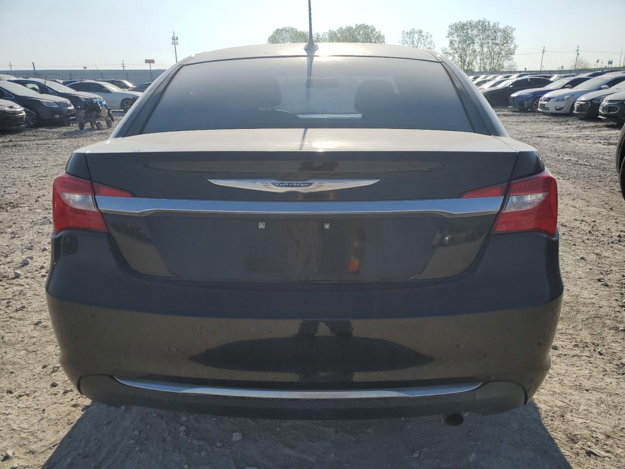 2012 Chrysler 200 - Image 6