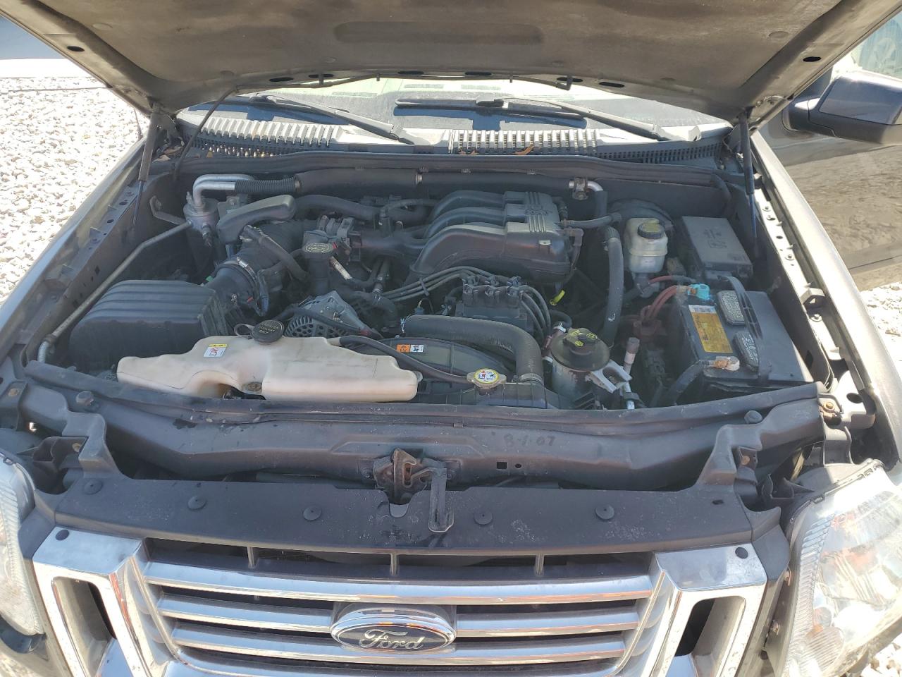 2007 Ford Explorer Eddie Bauer VIN: 1FMEU74EX7UB61818 Lot: 56284425