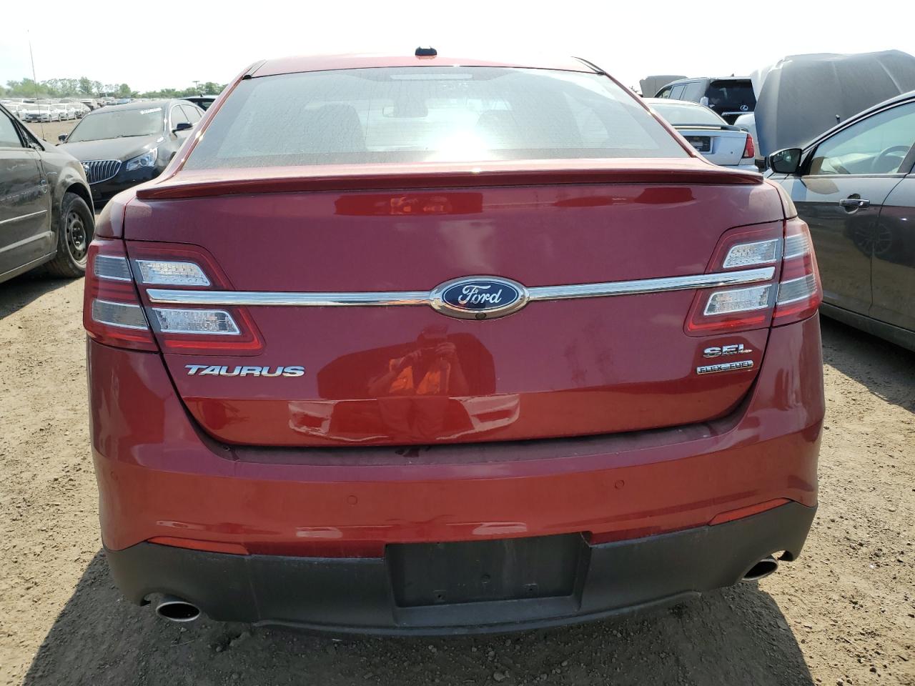 2018 Ford Taurus Sel VIN: 1FAHP2E81JG111275 Lot: 57121405