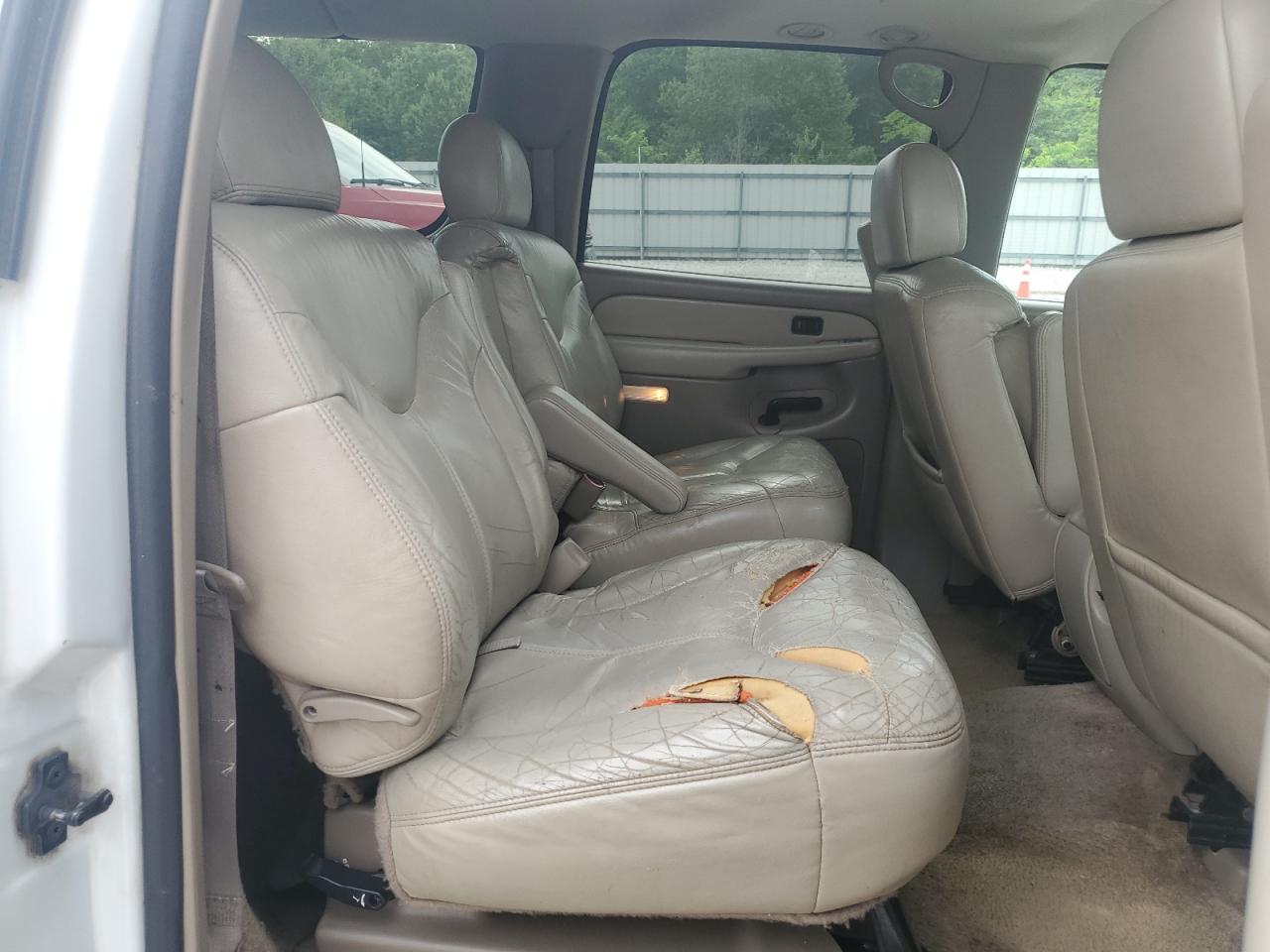 2002 GMC Yukon Xl C1500 VIN: 1GKEC16Z82J332228 Lot: 57347775