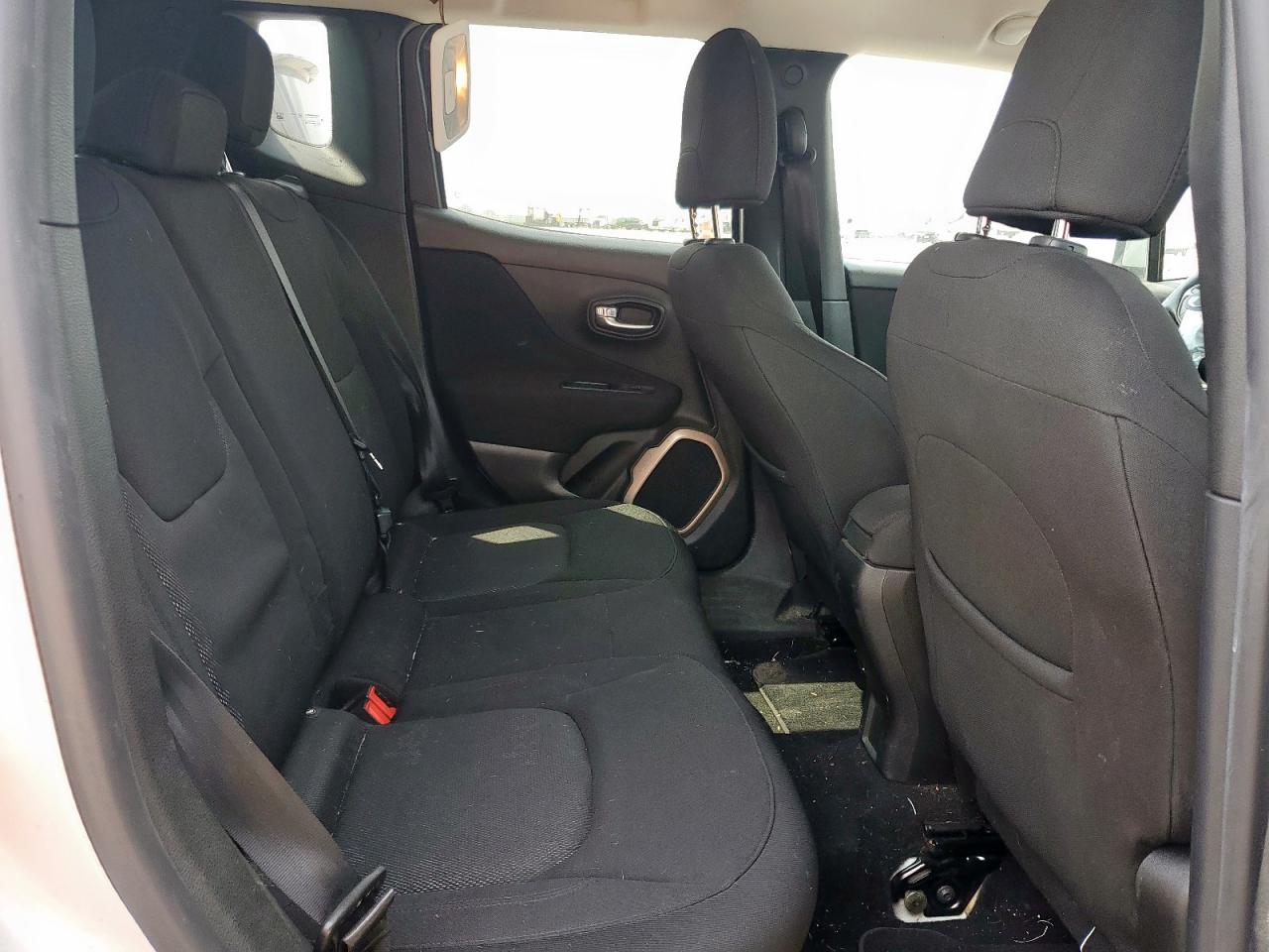 2016 Jeep Renegade Latitude VIN: ZACCJABT0GPD64107 Lot: 57475835