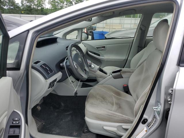  TOYOTA PRIUS 2015 Серебристый