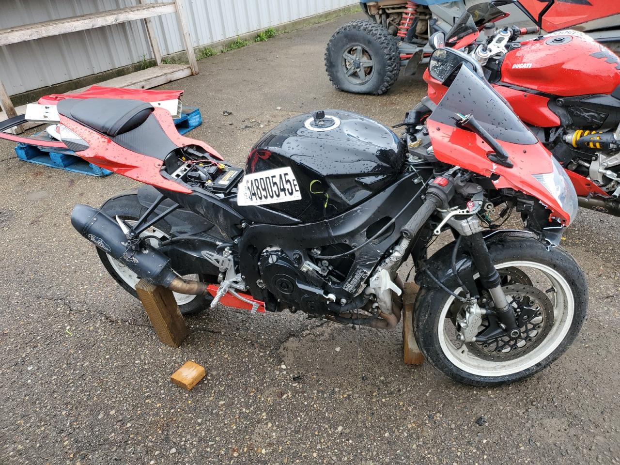 2013 Suzuki Gsx-R600 იყიდება Lansing-ში, MI - Front End