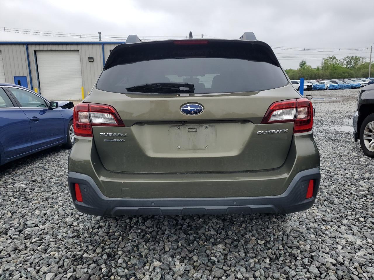 2018 Subaru Outback 2.5I Limited VIN: 4S4BSANCXJ3281909 Lot: 56880115