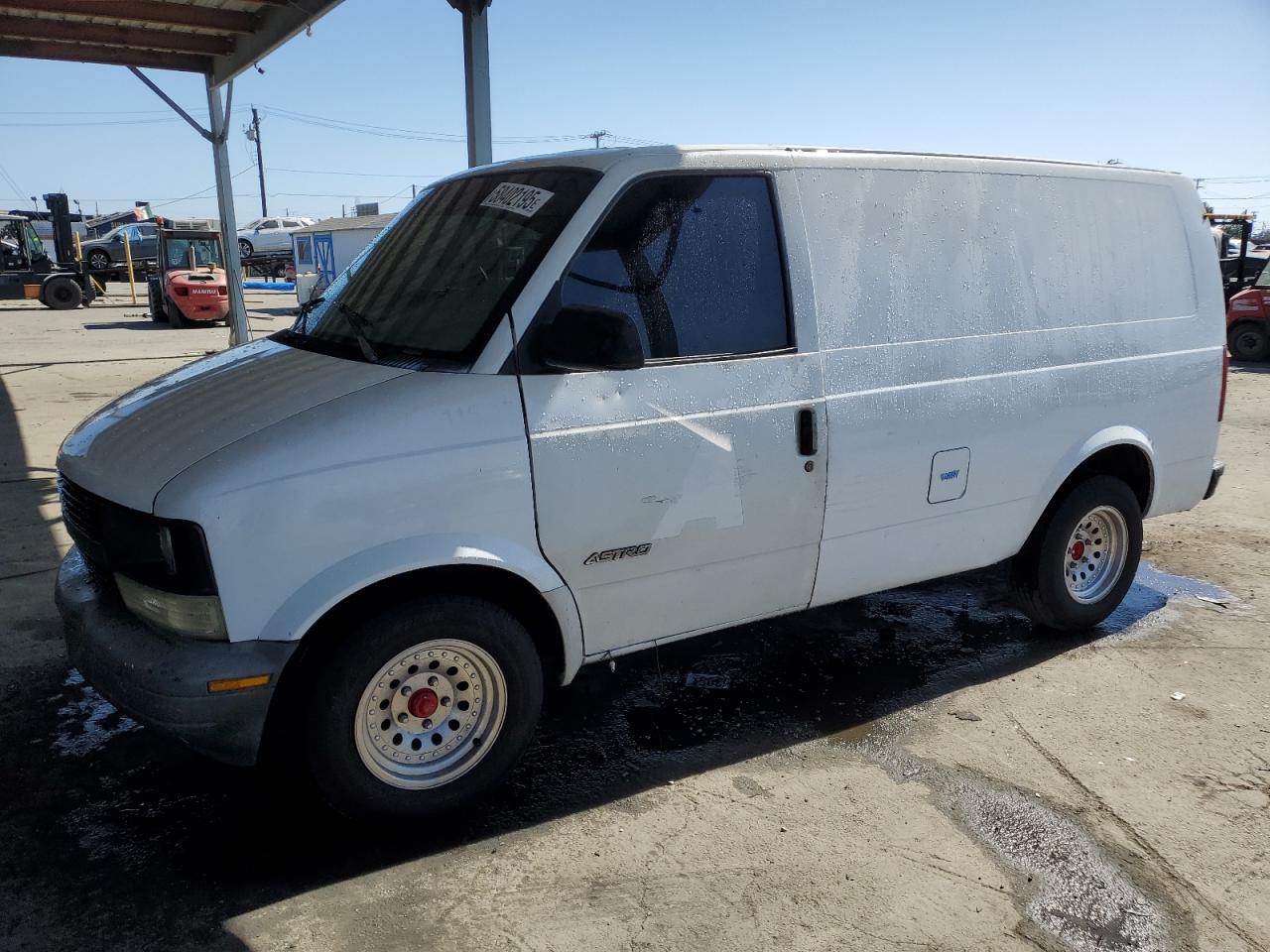2000 Chevrolet Astro за продажба в Los Angeles, CA - Stripped