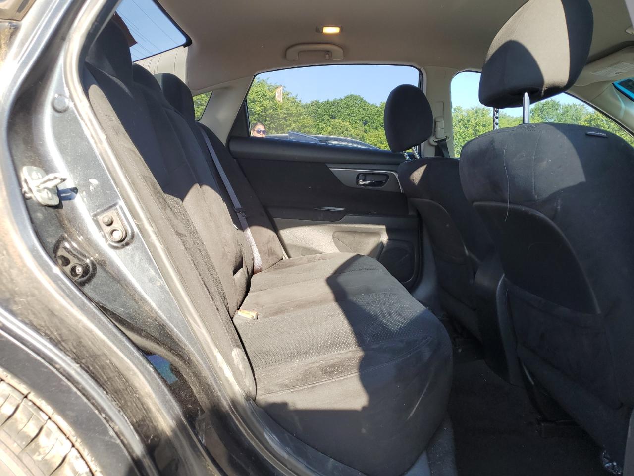 2015 Nissan Altima 2.5 VIN: 1N4AL3AP2FN319085 Lot: 56742255