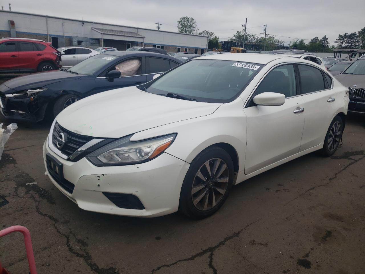 2017 Nissan Altima 2.5 white null gasoline 1N4AL3AP3HC283986 photo #1