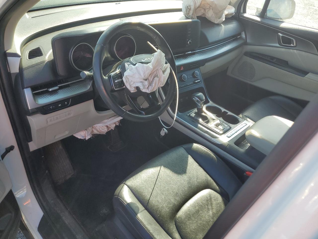 2022 Kia Carnival Lx VIN: KNDNB4H30N6156663 Lot: 57060975