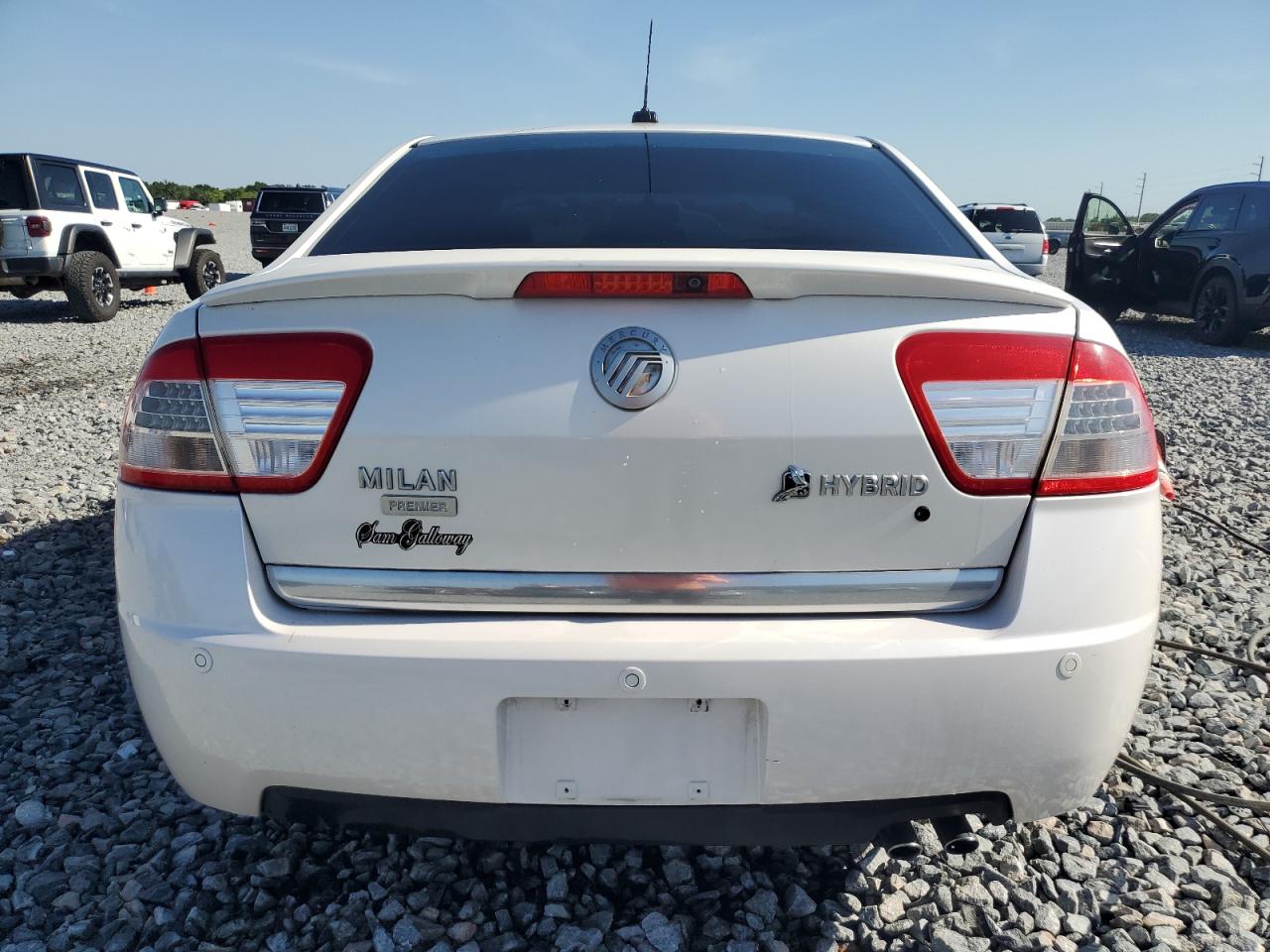 2010 Mercury Milan Hybrid VIN: 3MEDM0L39AR616243 Lot: 57054355